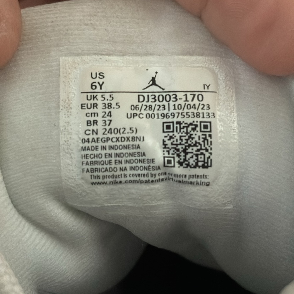 Air Jordan 13 Retro Blue/Grey 6Y - Picture 11 of 16